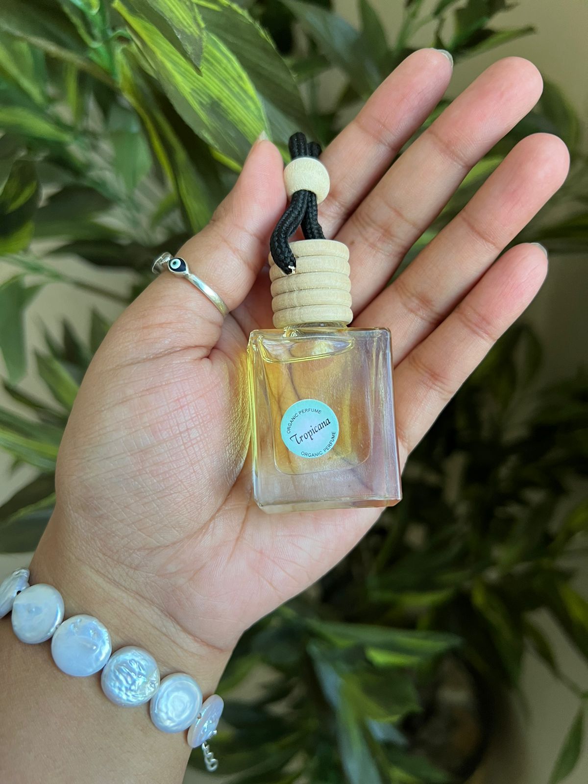 WhatsApp Image 2025-11-27 at 19.44.05