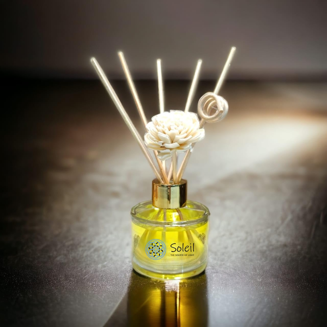 Sandalwood Reed Diffuser-.